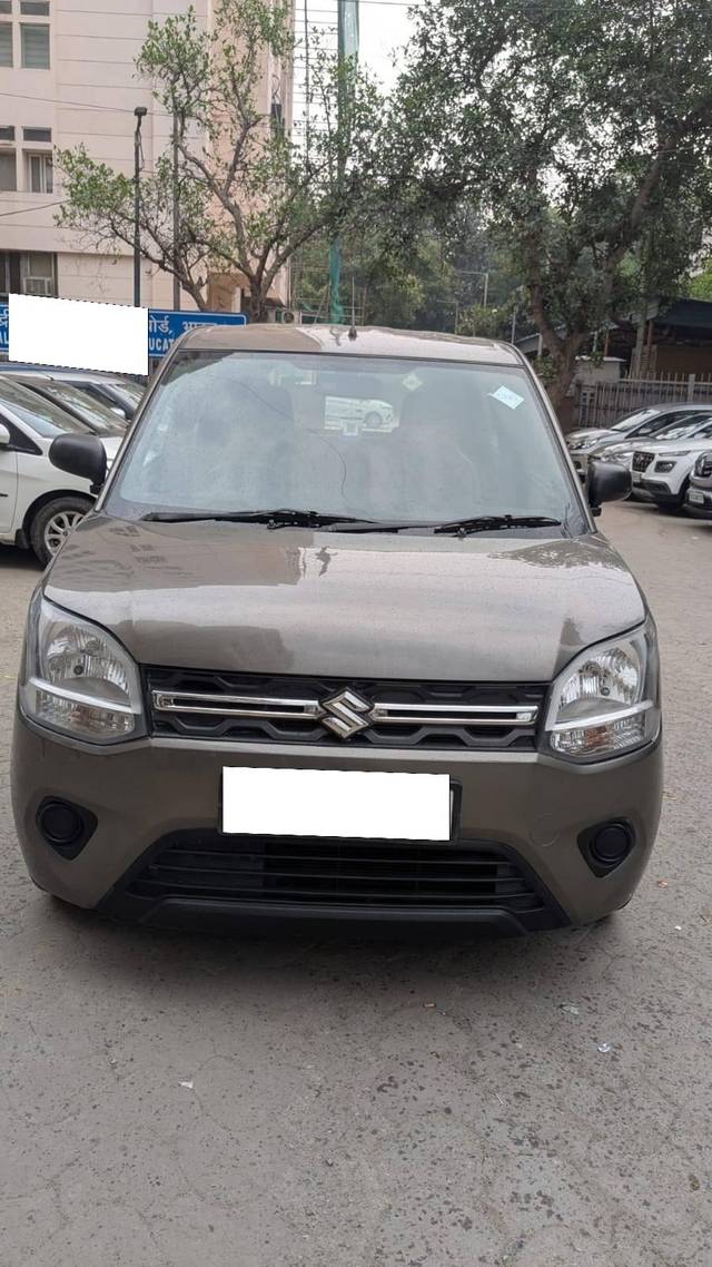 https://images10.gaadi.com/usedcar_image/4386754/original/processed_b9caa97dd4e1e1a8064ad617d49eb837.jpg?imwidth=6401