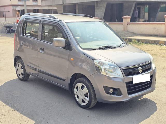 https://images10.gaadi.com/usedcar_image/4386804/original/processed_2f720c51e7e71e65bf99155afb7b1b38.jpg?imwidth=6400