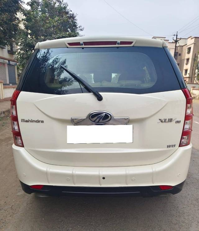 https://images10.gaadi.com/usedcar_image/4386813/original/processed_29027b89a74512445fc7487e57b2e4cb.jpg?imwidth=6402