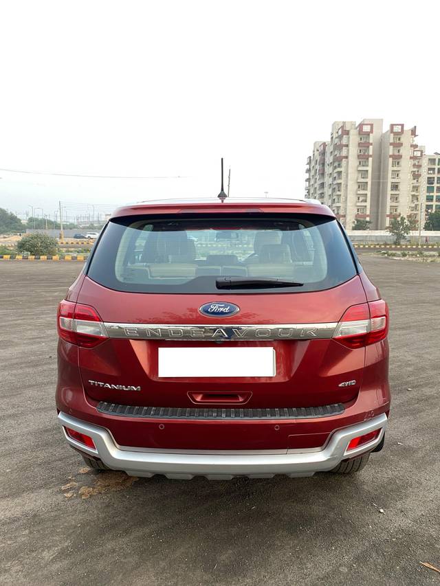 https://images10.gaadi.com/usedcar_image/4386926/original/processed_42f886c15686ef0aa3416e80e16d8539.jpg?imwidth=6402