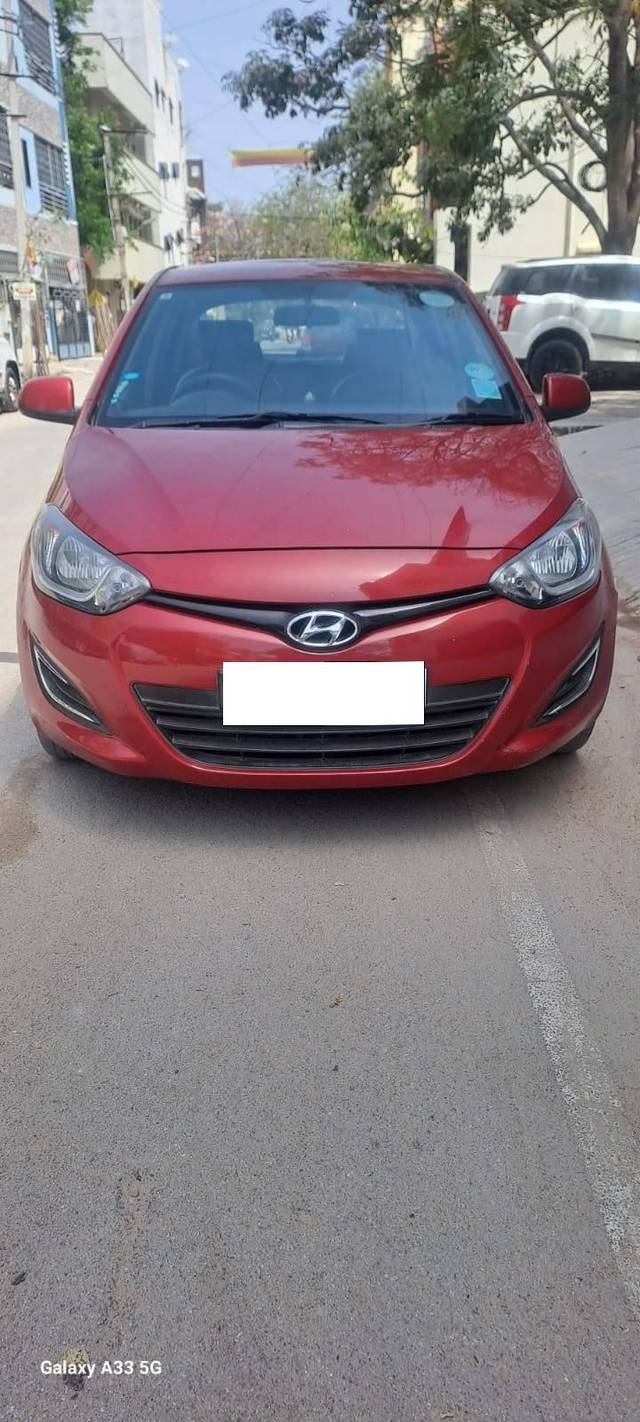 https://images10.gaadi.com/usedcar_image/4386958/original/processed_7ecdf1f2bd52828126f90c3a8b756284.jpg?imwidth=6402