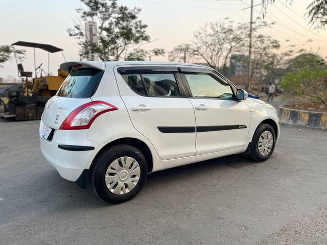 https://images10.gaadi.com/usedcar_image/4387017/original/processed_c57046d1e1bf153dd05bdd827b5cabf5.jpg?imwidth=6402