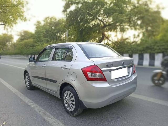 https://images10.gaadi.com/usedcar_image/4387101/original/processed_d6cefd60cf440dd9a050b9b1e6fa78f0.jpg?imwidth=6402