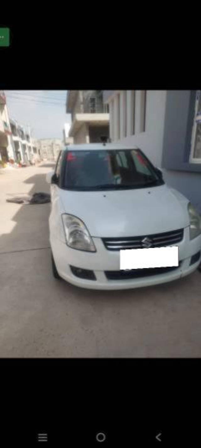 https://images10.gaadi.com/usedcar_image/4387141/original/processed_19c1388d-2870-4985-af1f-445f75cead74.jpg?imwidth=6400