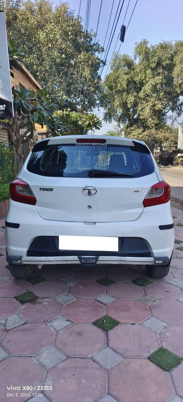 https://images10.gaadi.com/usedcar_image/4387154/original/processed_92816b6999a06d6d36ebf8269976f038.jpg?imwidth=6402