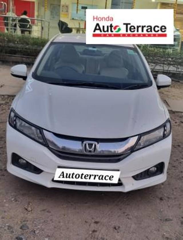 https://images10.gaadi.com/usedcar_image/4387164/original/5f9579e3b94b890b70ecfb57d92bc714.jpg?imwidth=6400