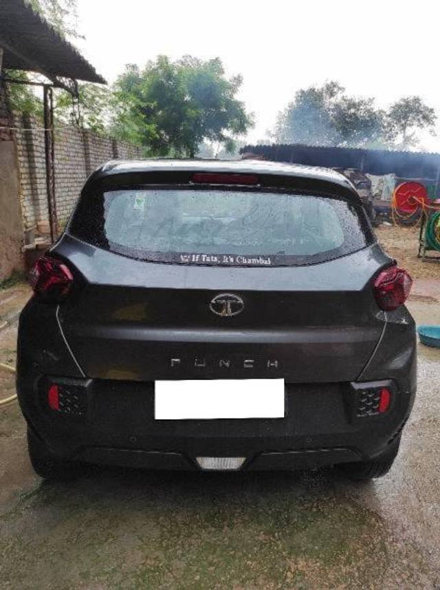 https://images10.gaadi.com/usedcar_image/4387258/original/processed_0ea22837-bc3c-4bfc-9ae3-d009e265f684.jpg?imwidth=6402