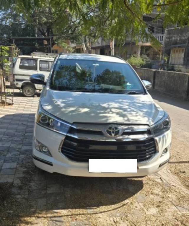 https://images10.gaadi.com/usedcar_image/4387261/original/processed_120c6eb2-247b-4552-b097-9d870b4c95cc.jpg?imwidth=6401