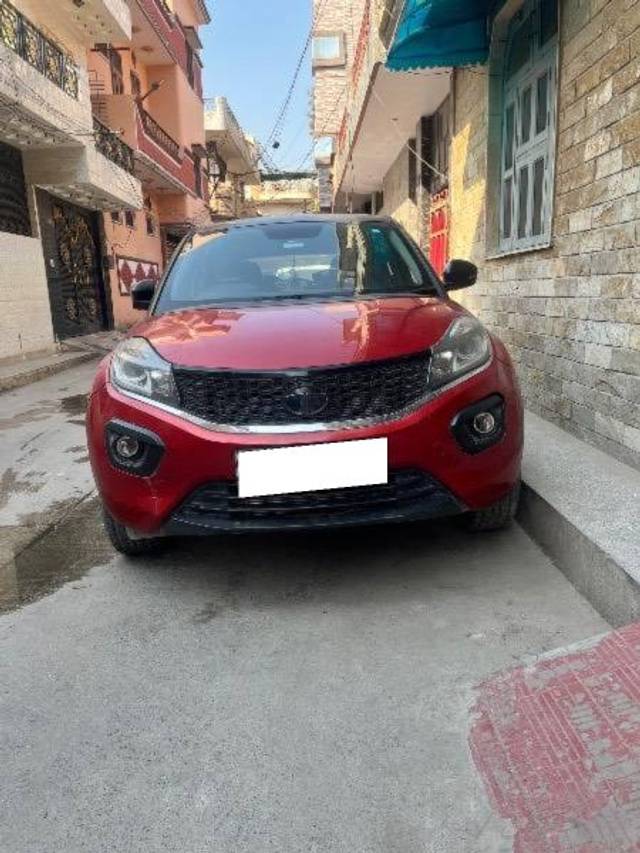 https://images10.gaadi.com/usedcar_image/4387294/original/processed_215d339e-3a13-4cdc-afab-5d61921677ed.jpeg?imwidth=6400