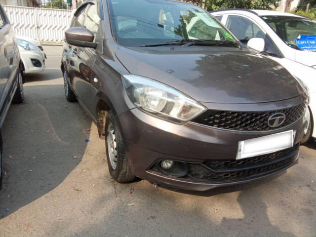 https://images10.gaadi.com/usedcar_image/4387324/original/processed_984cd19b3f98c72c8bd93ac83cb535fc.png?imwidth=6400