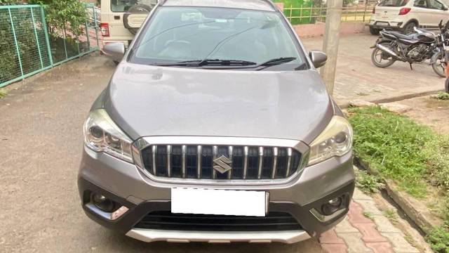 https://images10.gaadi.com/usedcar_image/4387327/original/processed_92b20288-8007-47fc-a8b4-e6cb62be4dc3.jpg?imwidth=6400