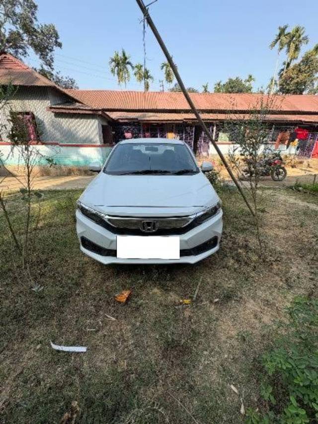 https://images10.gaadi.com/usedcar_image/4387335/original/processed_5b16f92e-85ee-4ab6-a3f6-180b0acf89c5.jpeg?imwidth=6400