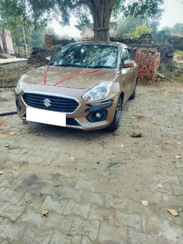 https://images10.gaadi.com/usedcar_image/4387352/original/processed_ba85786b-7791-4bb1-bd6a-2b321f2f194d.jpg?imwidth=6401