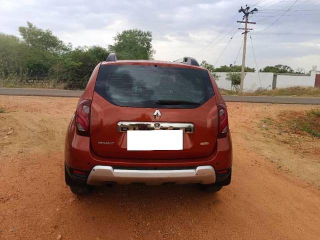 https://images10.gaadi.com/usedcar_image/4387386/original/processed_ed3737c1-2482-4029-b7cd-a102c29084b3.jpg?imwidth=6401