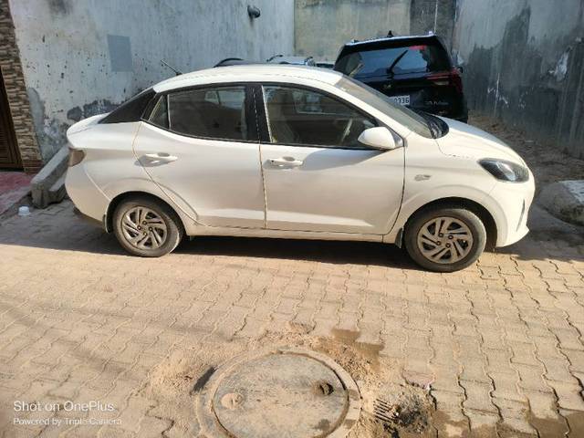 https://images10.gaadi.com/usedcar_image/4387534/original/18bdf3c0ae5f8c8568224f7888a4cb5f.jpg?imwidth=6401