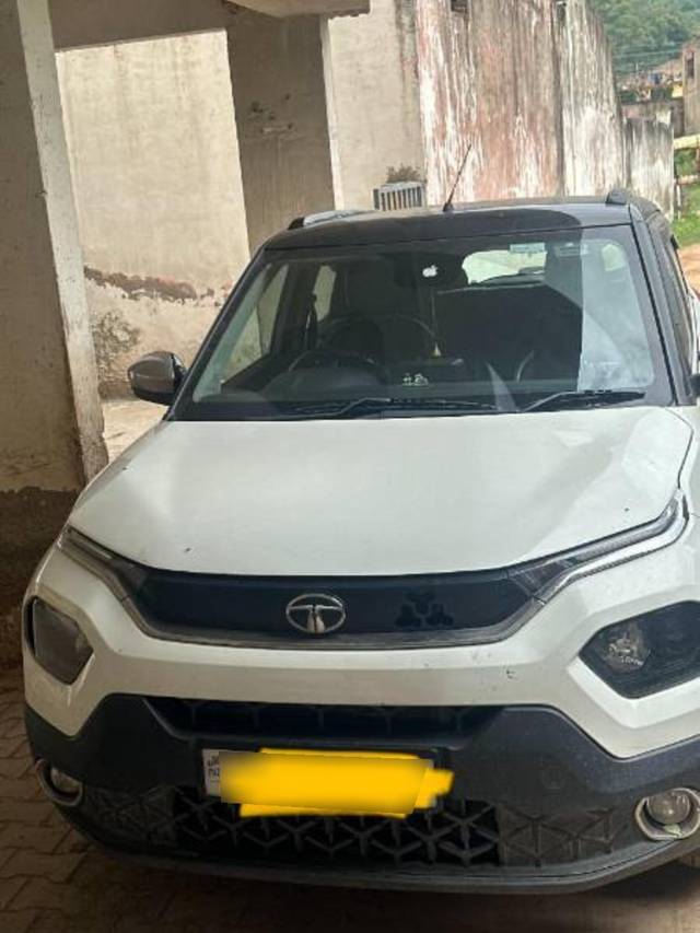 https://images10.gaadi.com/usedcar_image/4387550/original/processed_1dc21f31-53b3-4979-956c-d0787eb81966.jpg?imwidth=6400