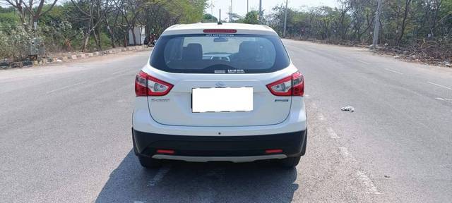 https://images10.gaadi.com/usedcar_image/4387593/original/processed_d512d1bca9611a78ddf544defa3c77dd.jpg?imwidth=6402