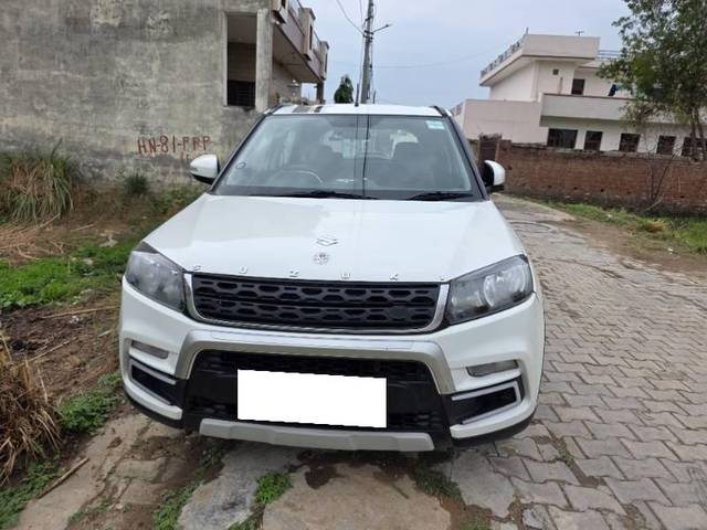 https://images10.gaadi.com/usedcar_image/4387628/original/processed_3819e871-d965-4e34-9777-e2c4e312b330.jpg?imwidth=6400