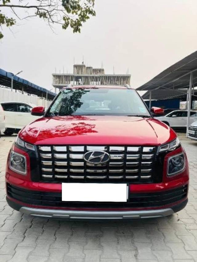 https://images10.gaadi.com/usedcar_image/4387781/original/processed_a16fd632-bc71-48d3-82c6-6812603cc499.jpeg?imwidth=6400