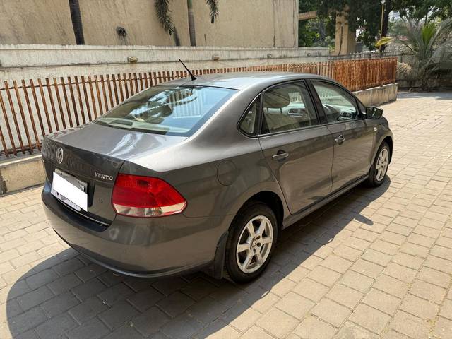 https://images10.gaadi.com/usedcar_image/4387802/original/processed_9af65839b18a3c5369a83fbb7d876a06.jpg?imwidth=6401