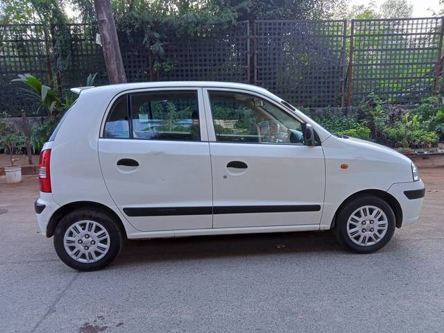 https://images10.gaadi.com/usedcar_image/4387825/original/6304557cc6f01589f6250d7492fda137.jpg?imwidth=6401