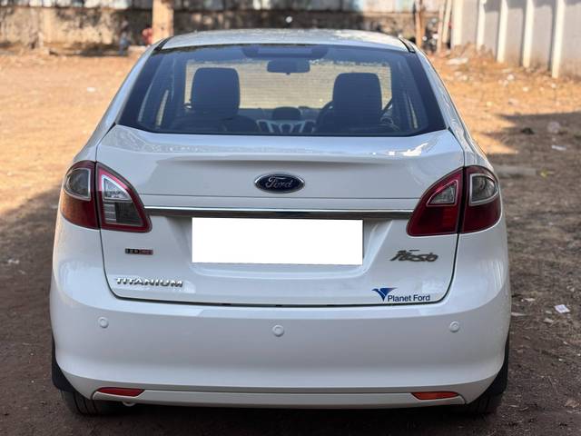 https://images10.gaadi.com/usedcar_image/4387827/original/processed_d8149a06ffb702dda0512ba284564dc4.jpg?imwidth=6402