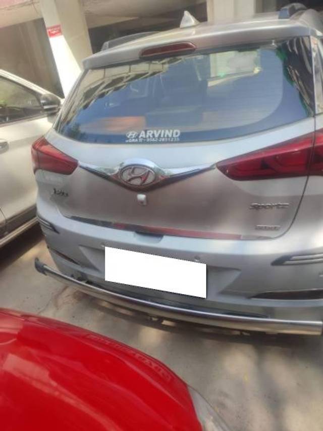 https://images10.gaadi.com/usedcar_image/4387847/original/processed_784a7cdf-cb56-4aac-9bcf-490b617007c3.jpg?imwidth=6400