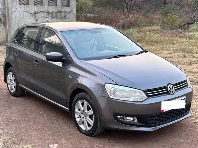 https://images10.gaadi.com/usedcar_image/4387929/original/processed_ba9ec7287a9deda0ec87337fd54b4feb.jpg?imwidth=6400