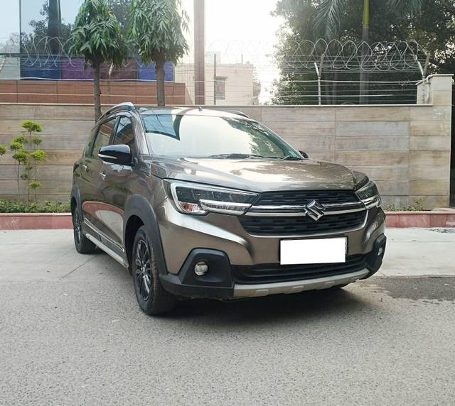 https://images10.gaadi.com/usedcar_image/4387970/original/processed_16409c6d18b19a5407bd67110b4e2d80.jpg?imwidth=6400