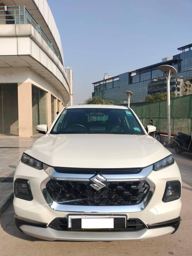 https://images10.gaadi.com/usedcar_image/4388004/original/processed_cf8a403899b5619ac16aa1f8087983d3.jpg?imwidth=6402