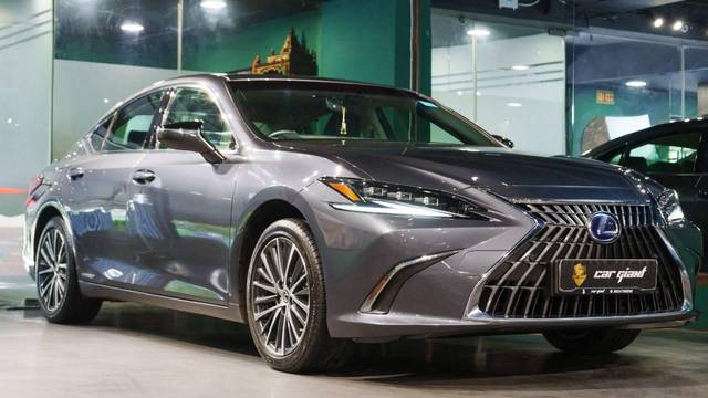 https://images10.gaadi.com/usedcar_image/4388046/original/processed_2201d62bbd352e9342c6654cd0593198.jpeg?imwidth=6402