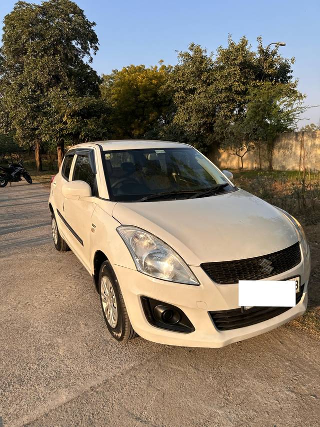 https://images10.gaadi.com/usedcar_image/4388091/original/processed_8c636632944b5e874a28dbf9fc5fc06d.jpg?imwidth=6400