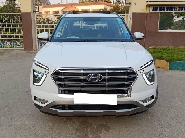 https://images10.gaadi.com/usedcar_image/4388180/original/processed_5a2362b45f7ea68eda2a50eb590e2572.jpg?imwidth=6400