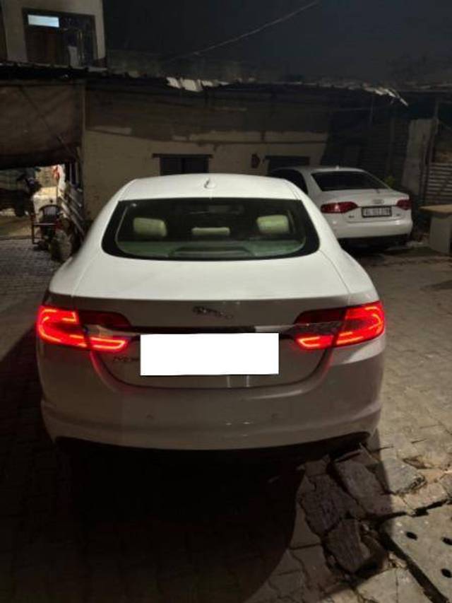 https://images10.gaadi.com/usedcar_image/4388187/original/308e1729d6cacdda44323673081a4b4d.jpeg?imwidth=6401