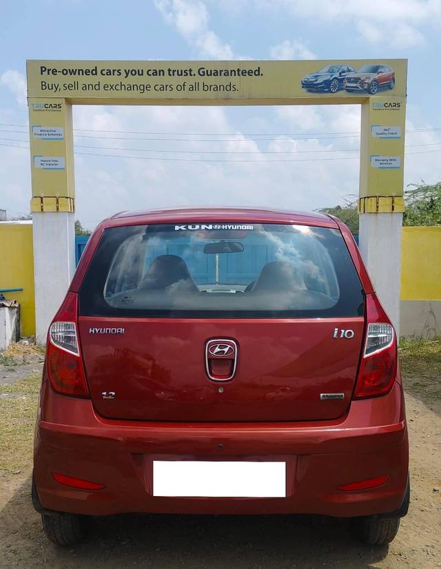 https://images10.gaadi.com/usedcar_image/4388251/original/processed_257a888837d90433ef6f69f1d474c98e.jpg?imwidth=6402