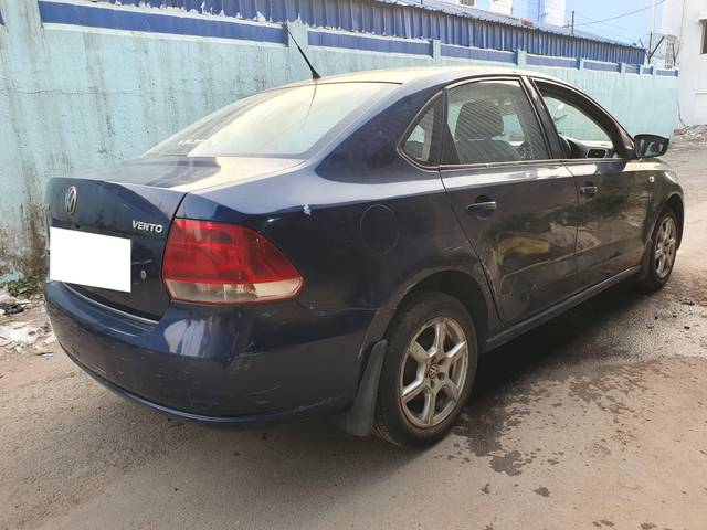 https://images10.gaadi.com/usedcar_image/4388294/original/processed_90639f5bc274ab186d83380a4b5fbb60.jpg?imwidth=6401