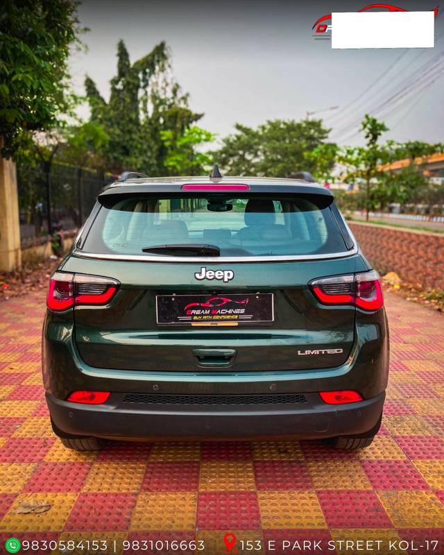 https://images10.gaadi.com/usedcar_image/4388300/original/processed_47b8de0ad5a98c2257884c1a670a3537.jpg?imwidth=6401