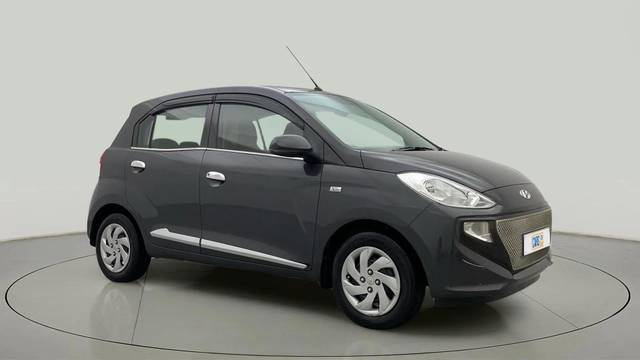 https://images10.gaadi.com/usedcar_image/4388376/original/3bbe56a63c8e9507f62da8b5bce2b44b.jpg?imwidth=6400