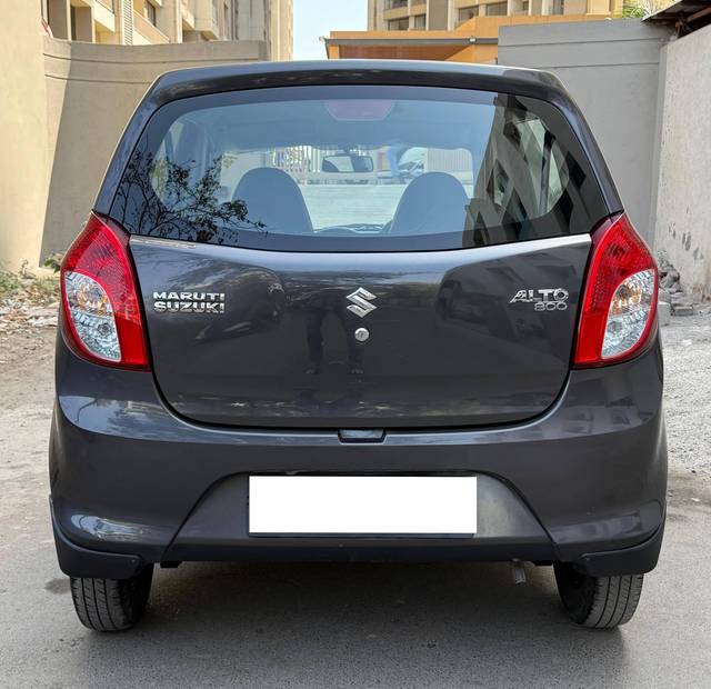 https://images10.gaadi.com/usedcar_image/4388542/original/processed_d40dc41516fa2e28832ebf4e559e646c.jpg?imwidth=6401