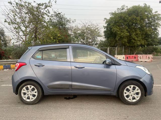 https://images10.gaadi.com/usedcar_image/4388567/original/bd199beaa40186641d6087d815554c90.jpg?imwidth=6401