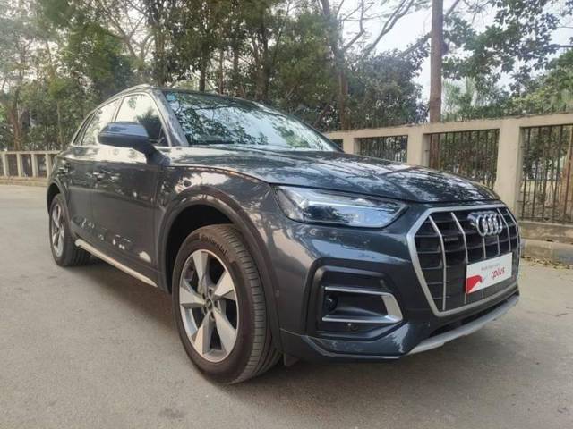 https://images10.gaadi.com/usedcar_image/4388602/original/processed_94c033f2466876f1f8c1c2a621faf05e.jpeg?imwidth=6400