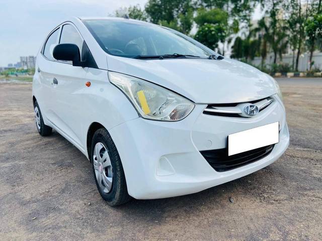 https://images10.gaadi.com/usedcar_image/4388618/original/processed_54ceac8179388454b7ed85a45cba8599.jpg?imwidth=6400