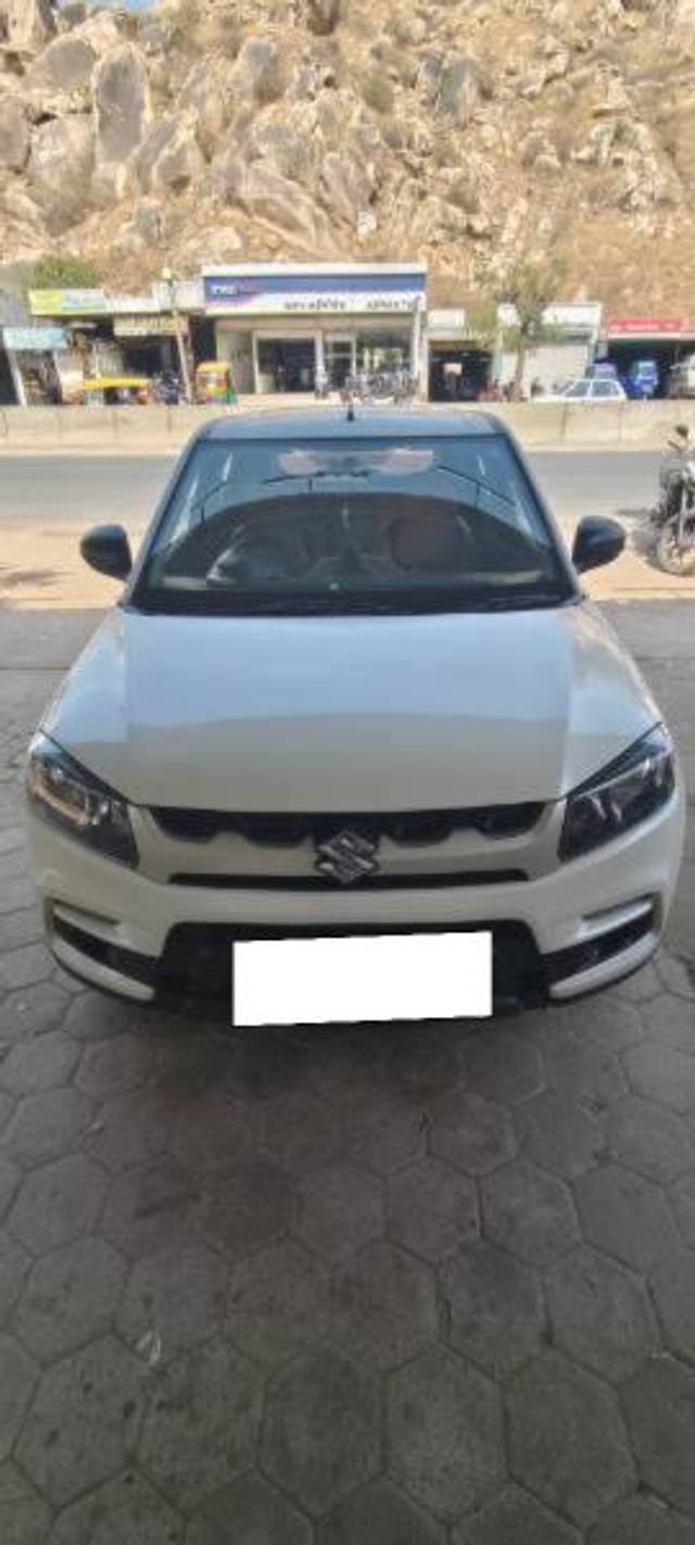 https://images10.gaadi.com/usedcar_image/4388686/original/processed_81f783e8-a6ff-42c0-8a86-0cfbd0b9f004.jpg?imwidth=6400