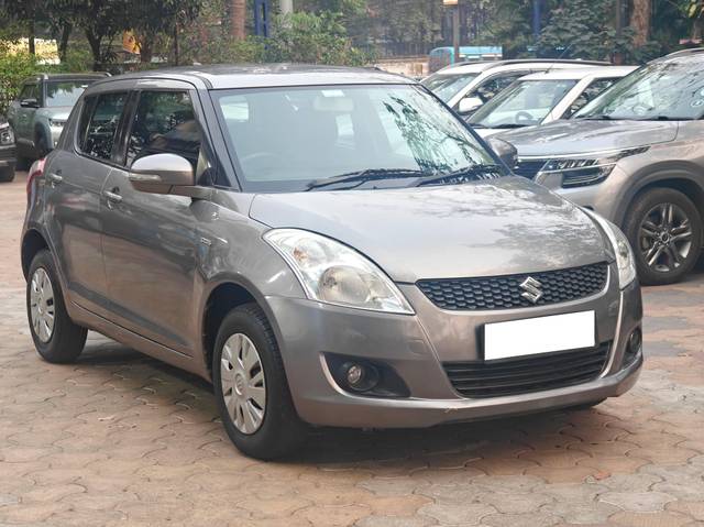 https://images10.gaadi.com/usedcar_image/4388744/original/processed_220466bbddf181a6ee12d4fbec65efb7.jpg?imwidth=6400