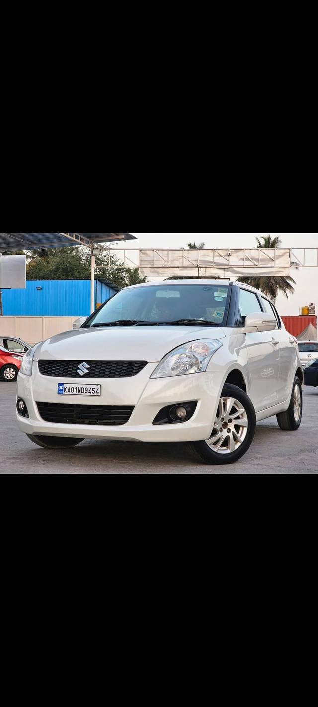 https://images10.gaadi.com/usedcar_image/4388831/original/processed_9338726f98cbd94fbb3db54b9460e457.jpg?imwidth=6401