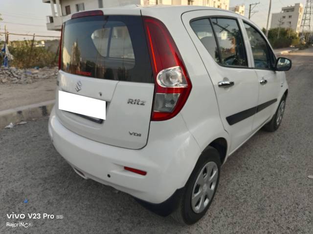 https://images10.gaadi.com/usedcar_image/4388844/original/processed_5fcde39d5fc6256401e889f29a46a037.jpg?imwidth=6402