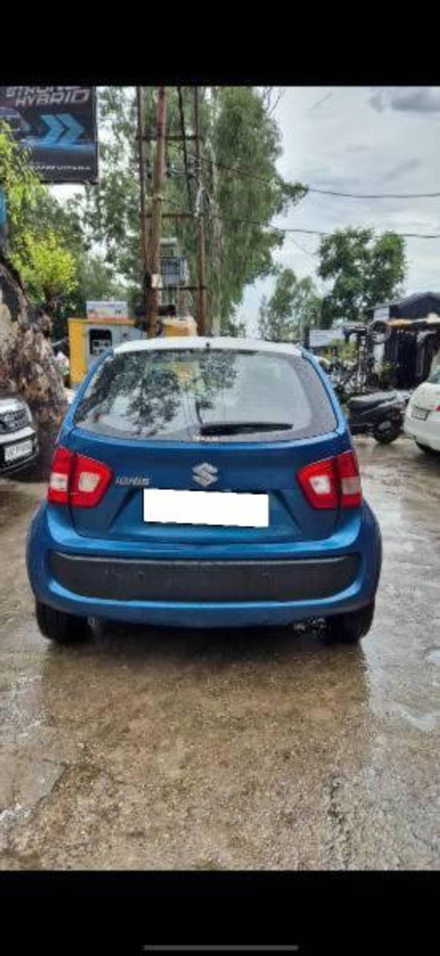 https://images10.gaadi.com/usedcar_image/4388908/original/processed_ce4484bb-fc67-4468-93c2-9ce3530b714b.jpg?imwidth=6400