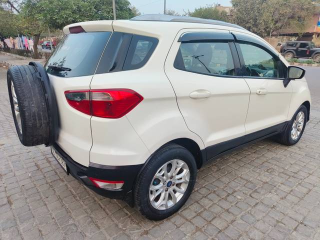 https://images10.gaadi.com/usedcar_image/4388953/original/3c93a5a36b21dee382a56f08edcd3e10.jpg?imwidth=6402