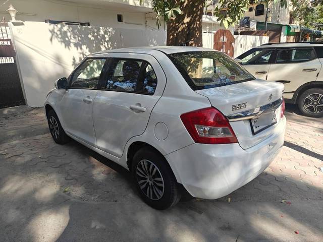 https://images10.gaadi.com/usedcar_image/4388980/original/processed_9fc35b69b76ec1f486cdf77a23159d3e.jpg?imwidth=6402