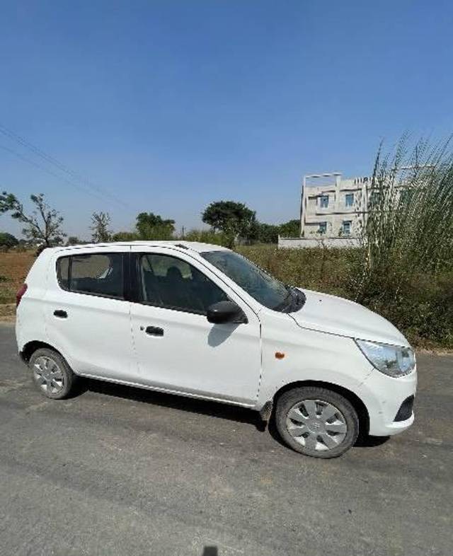 https://images10.gaadi.com/usedcar_image/4389073/original/processed_b882fa53-4392-4e25-90ab-49a86790384b.jpeg?imwidth=6400